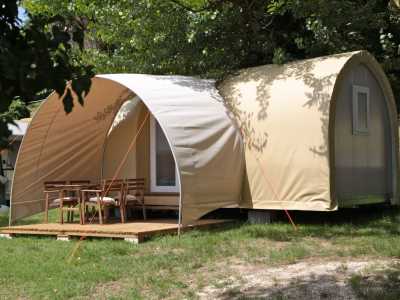 Camping Glamping Gardameer met tent met airconditioning 