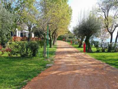 Camping Gardameer met standplaatsen aan het meer 