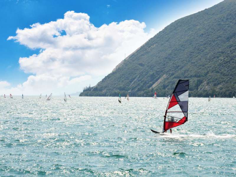 Vela e Windsurf sul Lago di Garda