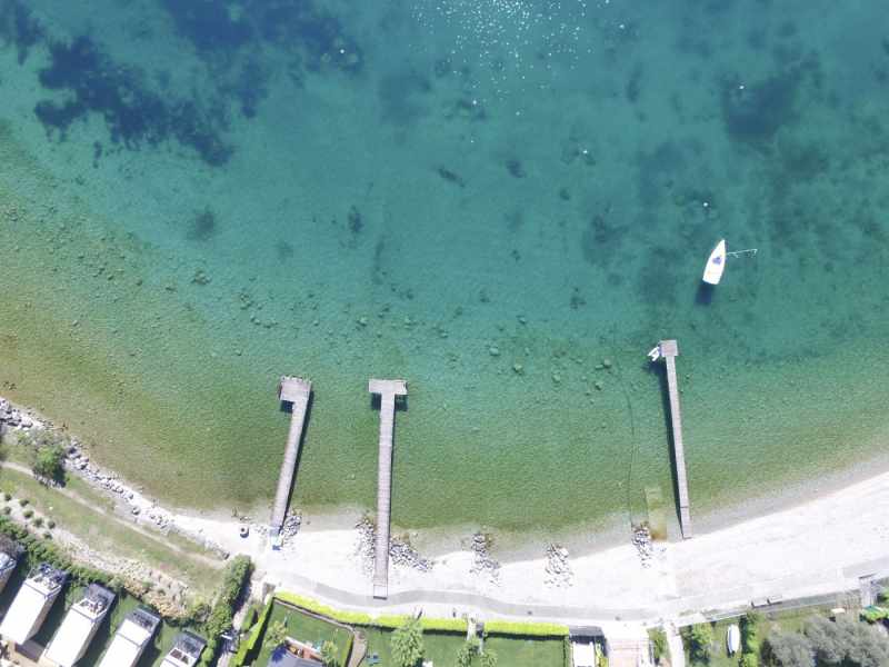 Camping Lago di Garda direttamente sul lago con boe, per vacanze in barca  1