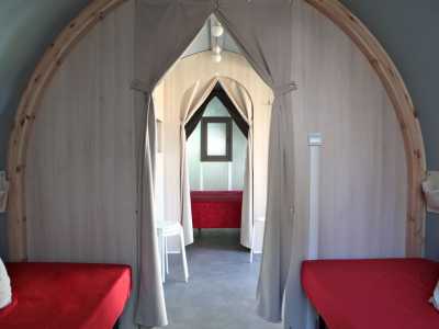 Camping Glamping Gardameer met tent met airconditioning 1