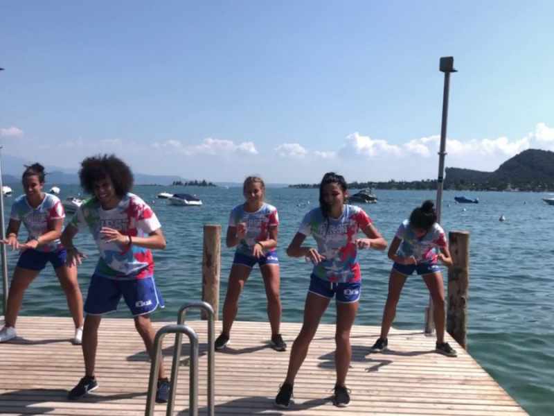 Ballo degli strumenti Camping Gardasee mit Animation baby dance mini disco 