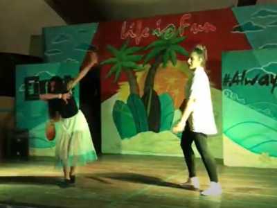 Camping Gardameer met Animatie baby dans mini disco shows 8