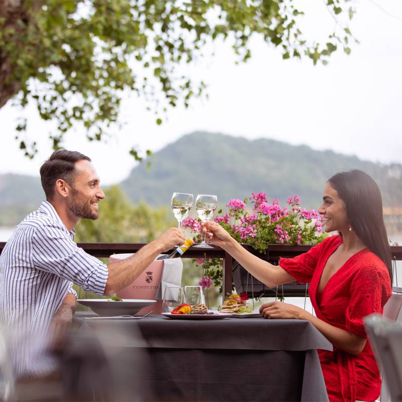 Campeggio Lago di Garda con ristorante e pizzeria 