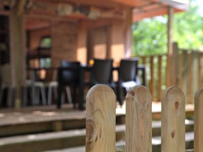 Camping Glamping Gardameer met tent met airconditioning en privé badkamer 2