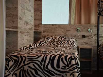Camping Glamping Gardameer met tent met airconditioning en privé badkamer 4