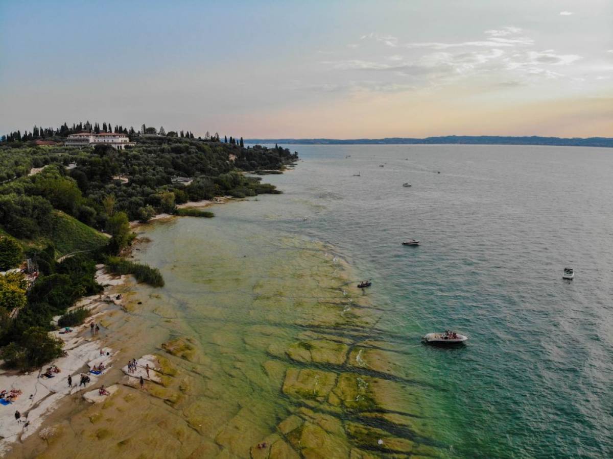 Le migliori spiagge vicine a San Felice, sul lago di Garda Sirmione 1