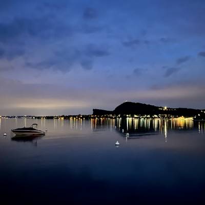 Night shot taken fein the bridge 