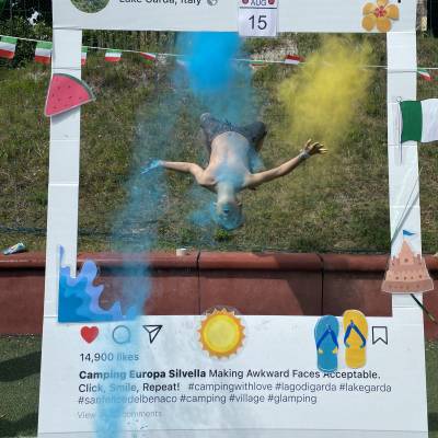 Our son Tjidde is upsidedown after the colorrun 