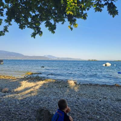 Er träumt von seinen Erlebnissen