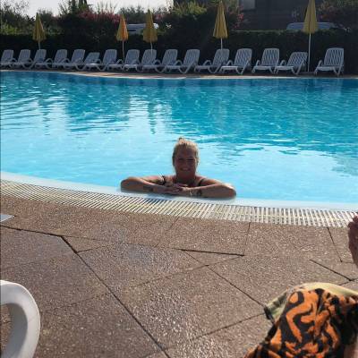 Lekker in het zwembad 