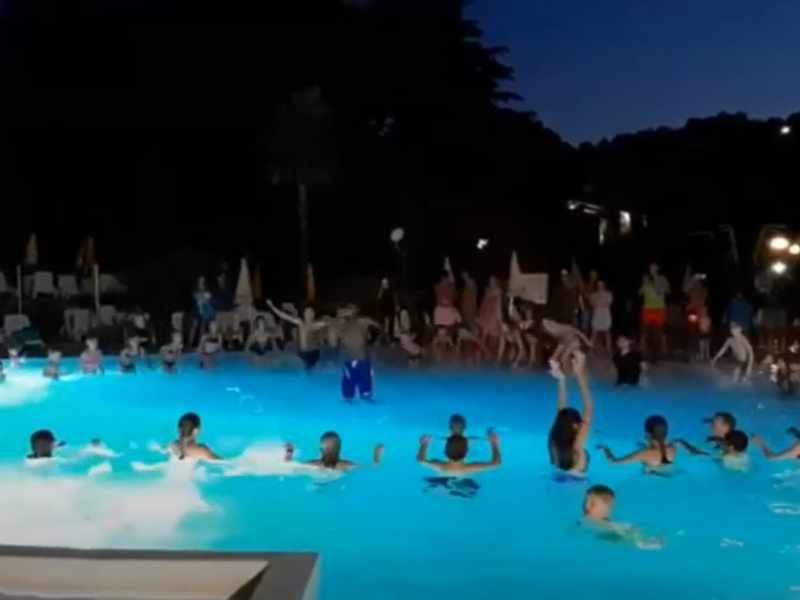 Campeggio Lago di Garda Animazione baby dance mini disco shows e spettacoli  1