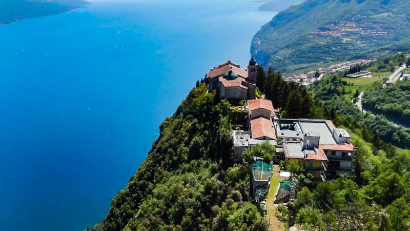 Campeggio Lago di Garda tour bici da corsa 